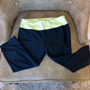 UNDER ARMOUR RUNNING PANTS SIZE S